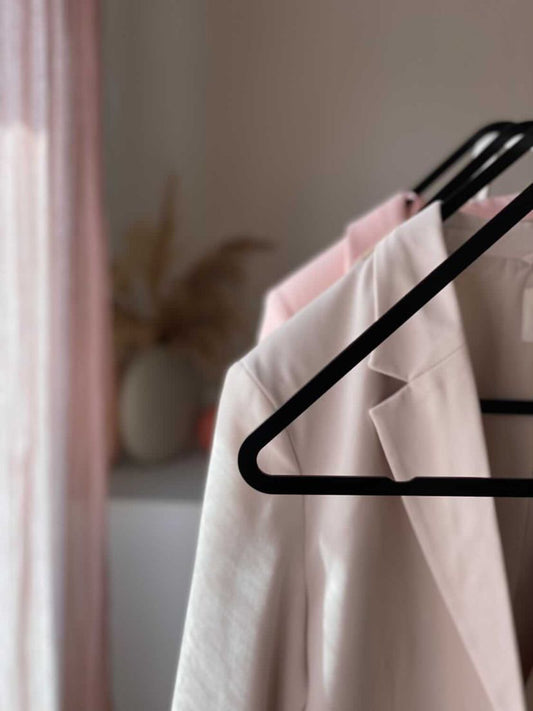 Choose Quality and Style: The Advantages of Our Metal Coat Hangers